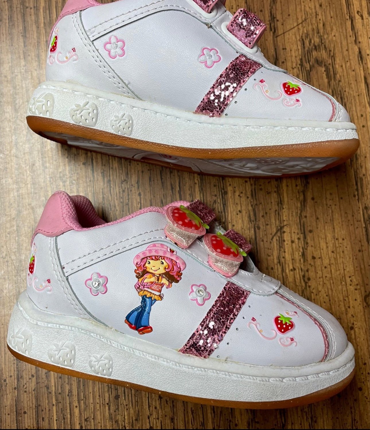 strawberry shortcake shoes
