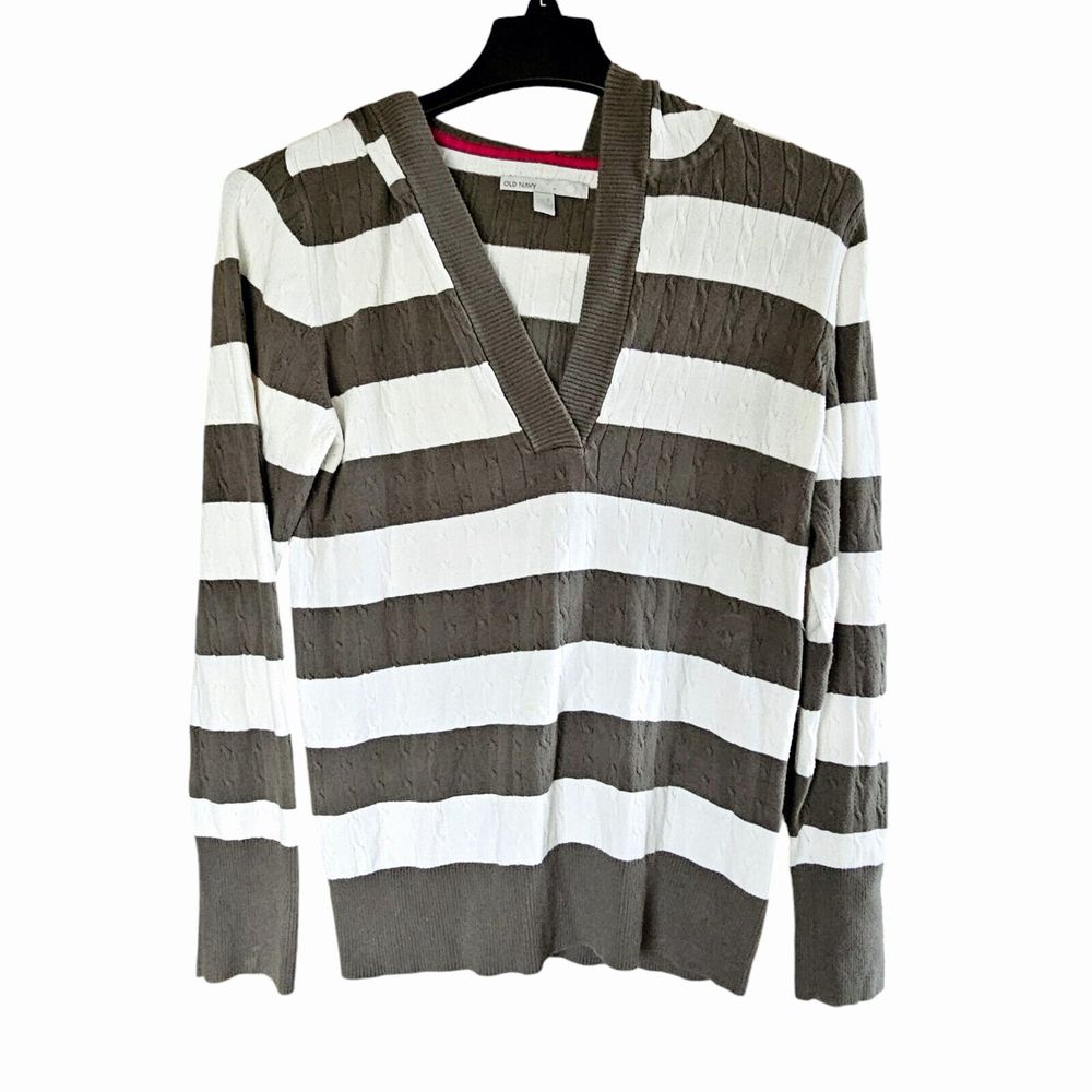 Old navy polka dot sweater discount