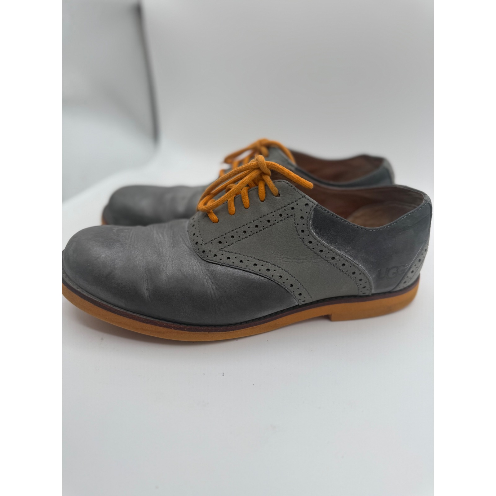 UGG Leather Oxford Dress Shoes Wingtip Brogue Gray Orange Laces 10.5