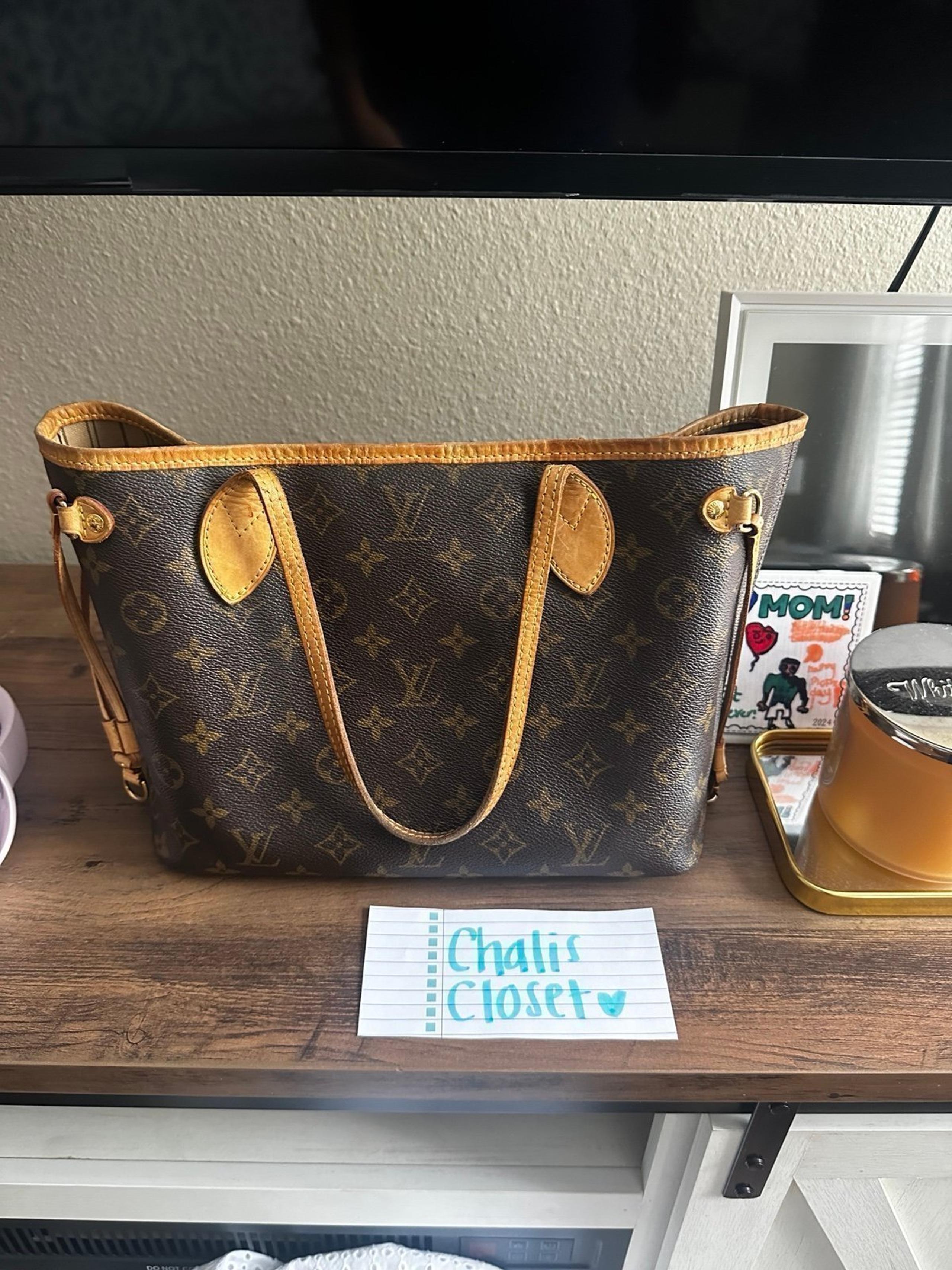 Louis Vuitton Neverfull PM