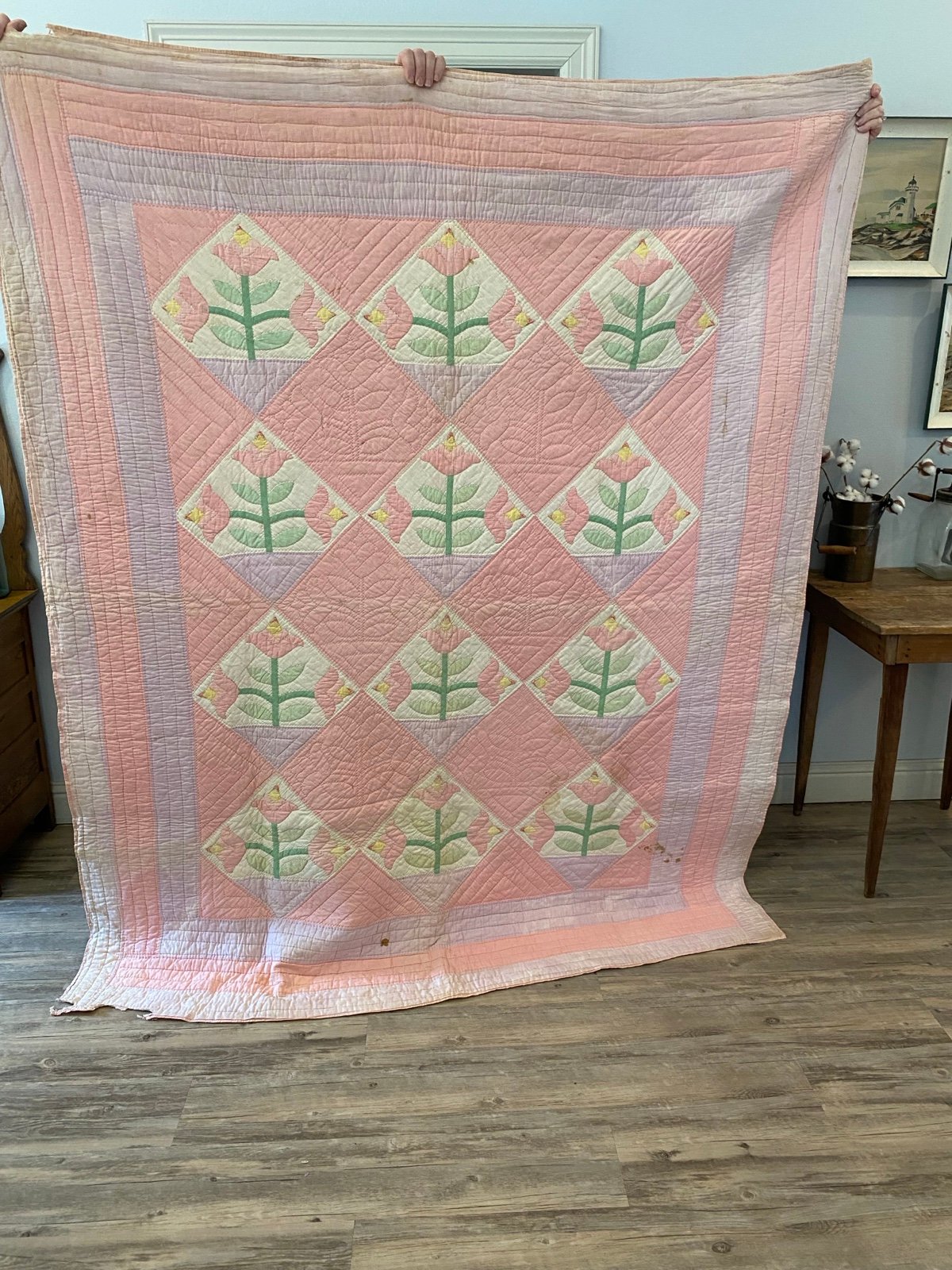 Vintage Floral Appliqué Quilt