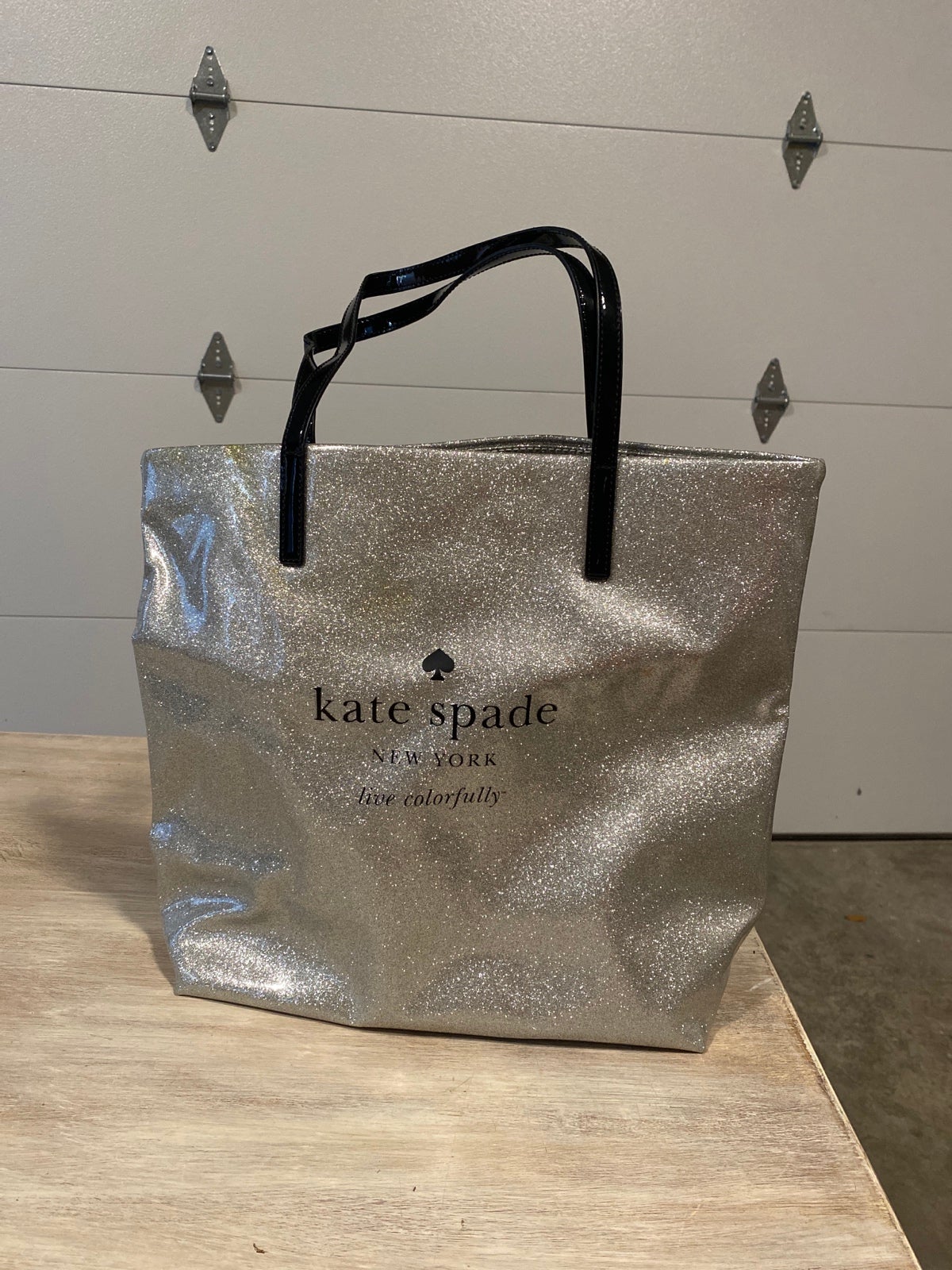 Kate spade New York live colorfully purse