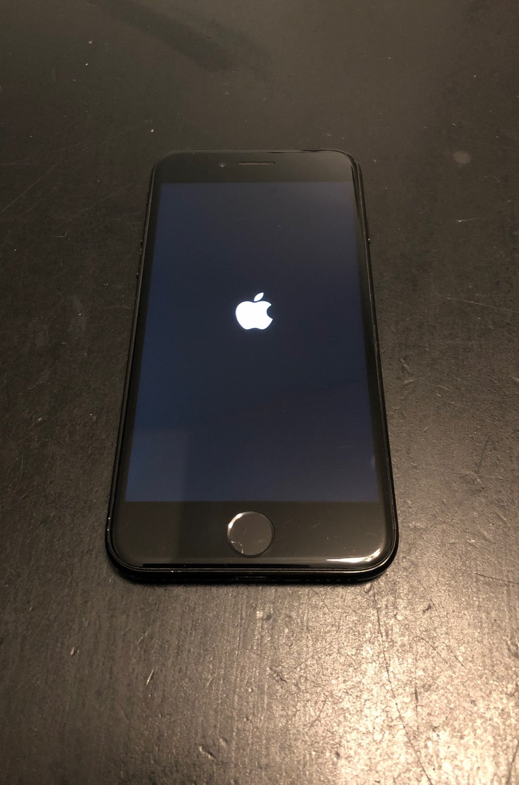 iPhone 7 Jet Black 128 GB Unlocked