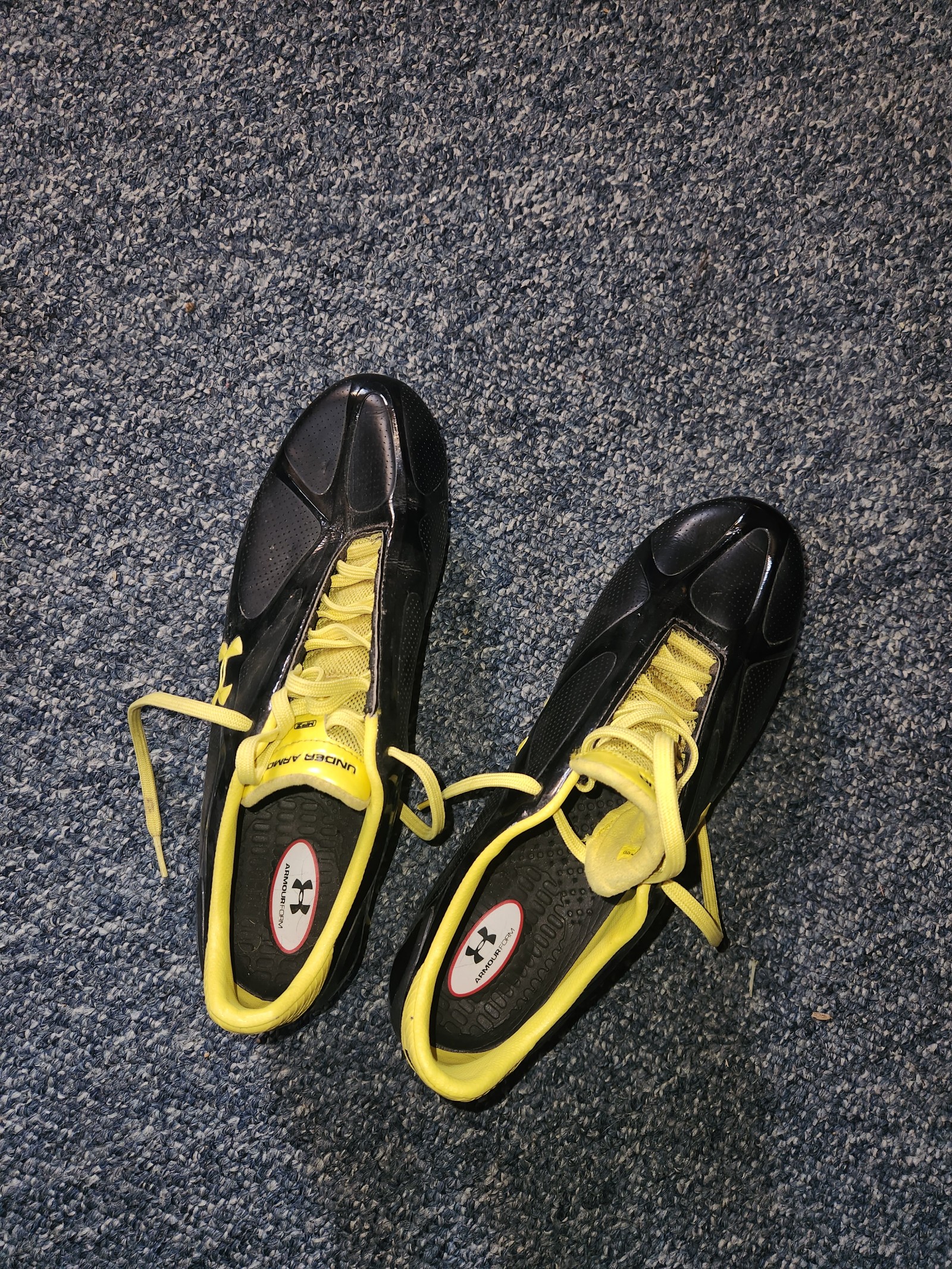 Soft ground under armor soccer cleats