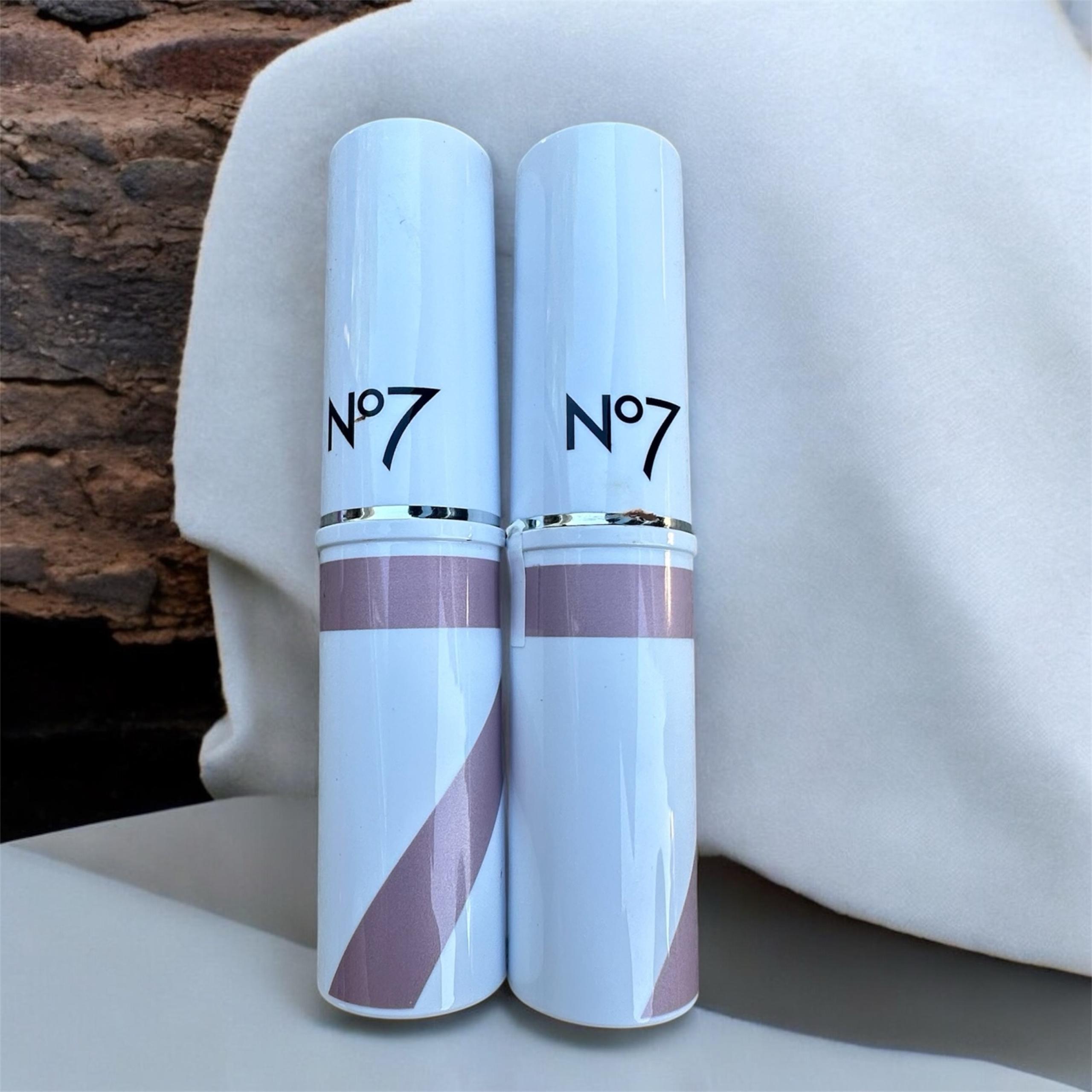 No7 Stay Perfect Foundation Stick (Walnut) (8g / 0.28oz) NEW (BN) set of 2