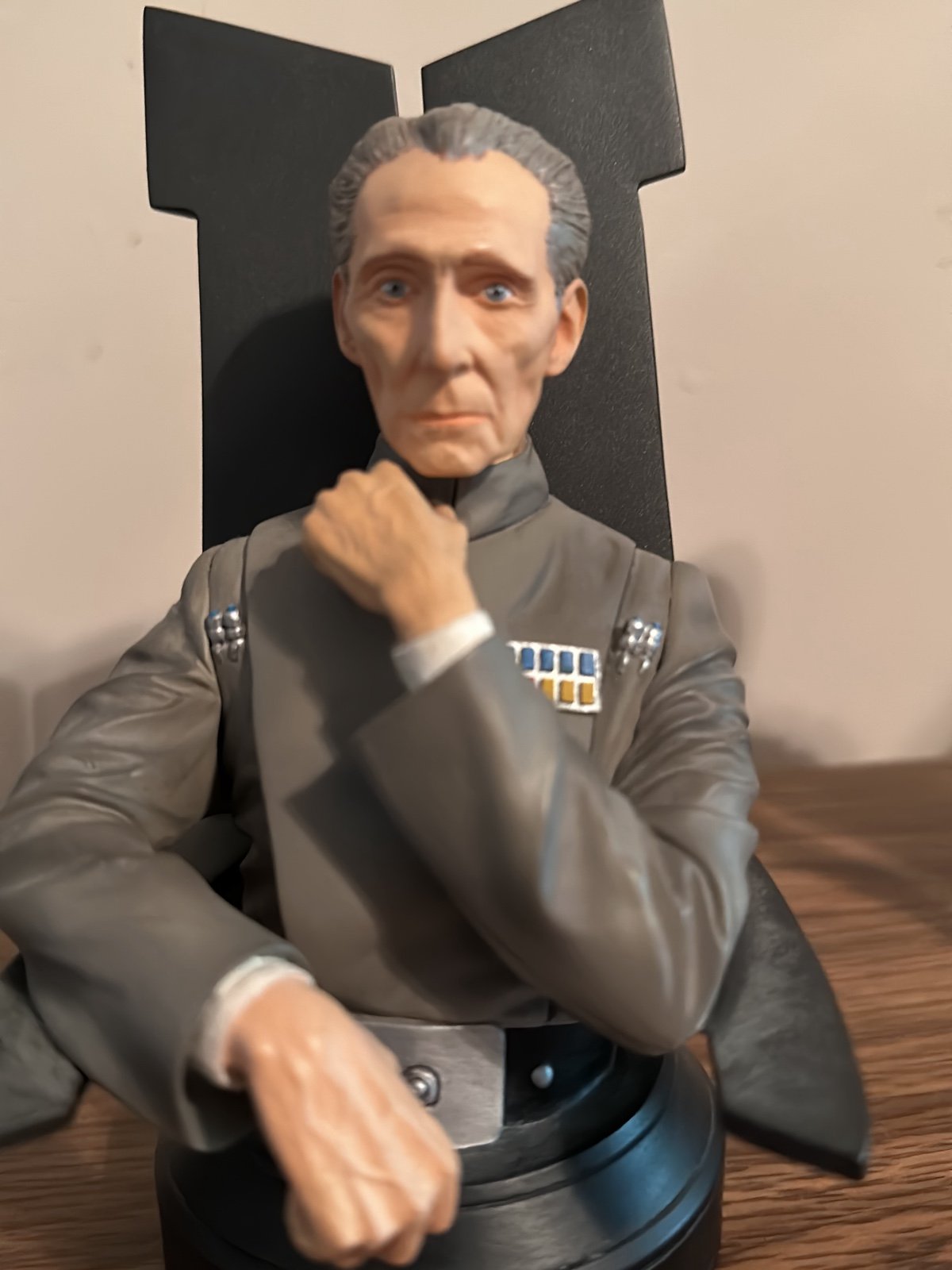 Star Wars Gentle Giant Grand Moff Tarkin