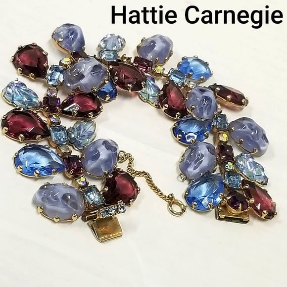 Hattie Carnegie Vntg Gripoix Art Glass Shades of Blue Amethyst Crystal Bracelet