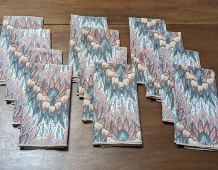12 Pc Vintage 80s Mauve Green Feathered Scallop Cactus Flowers 18x18 Cotton NWOT