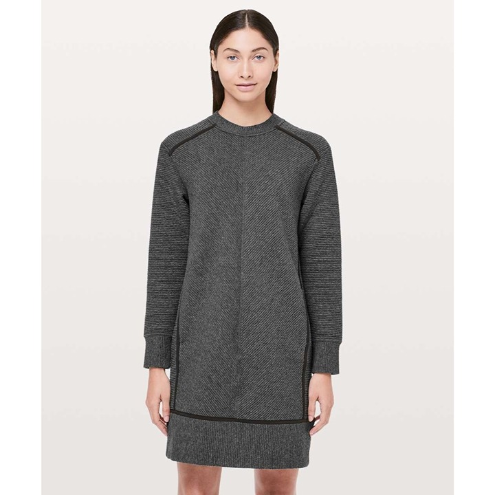 Lululemon on Repeat Dress Size 4