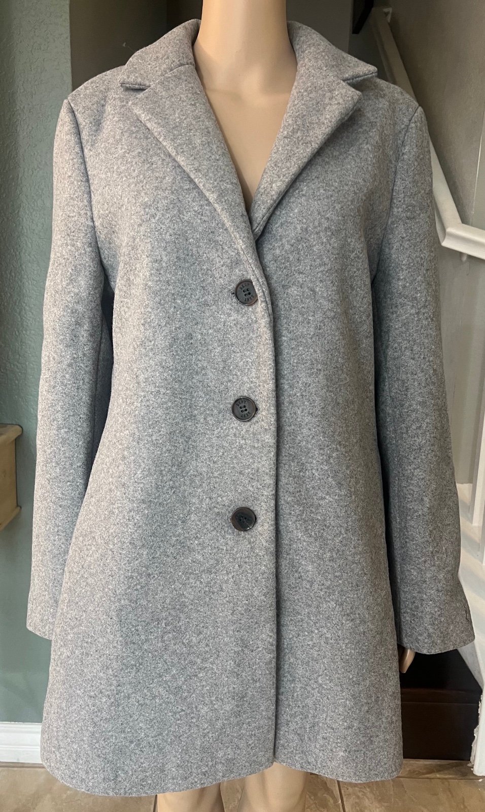 DKNY WOMEN GRAY COAT SIZE LARGE