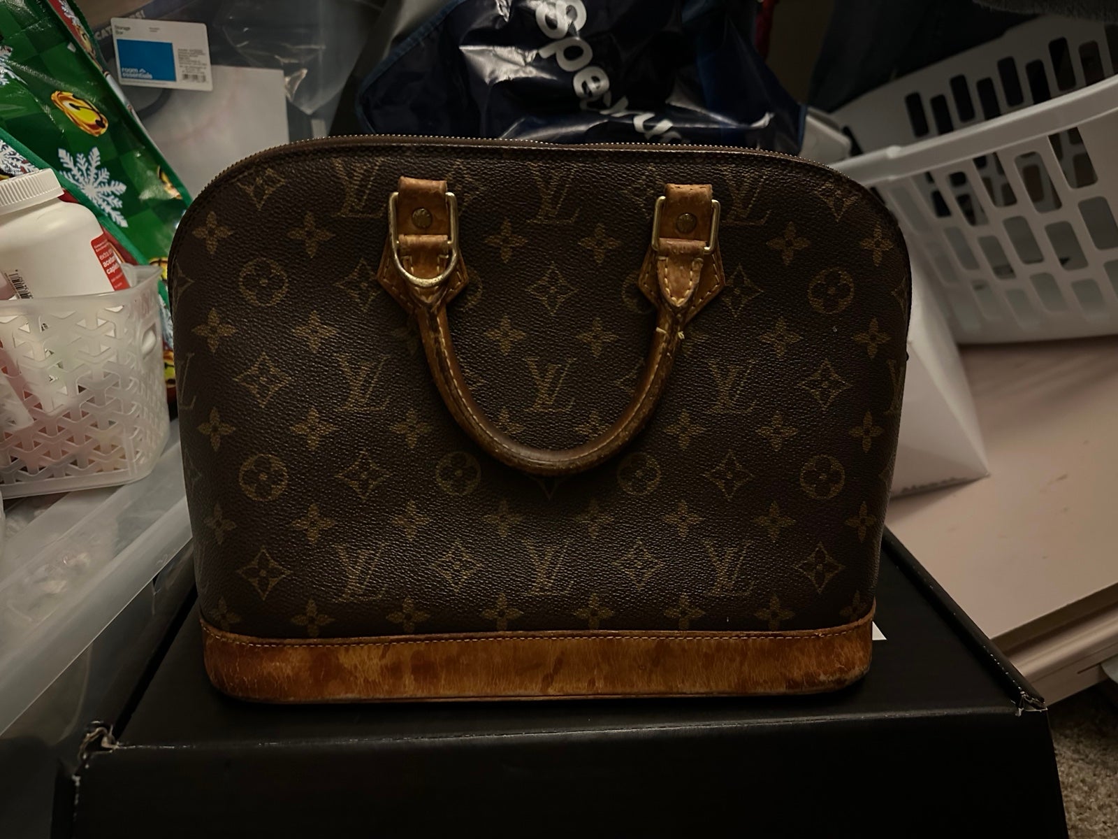 Louis Vuitton Alma