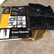 Enerskin Unisex XL silicone tape compressing gear Knee Sleeves