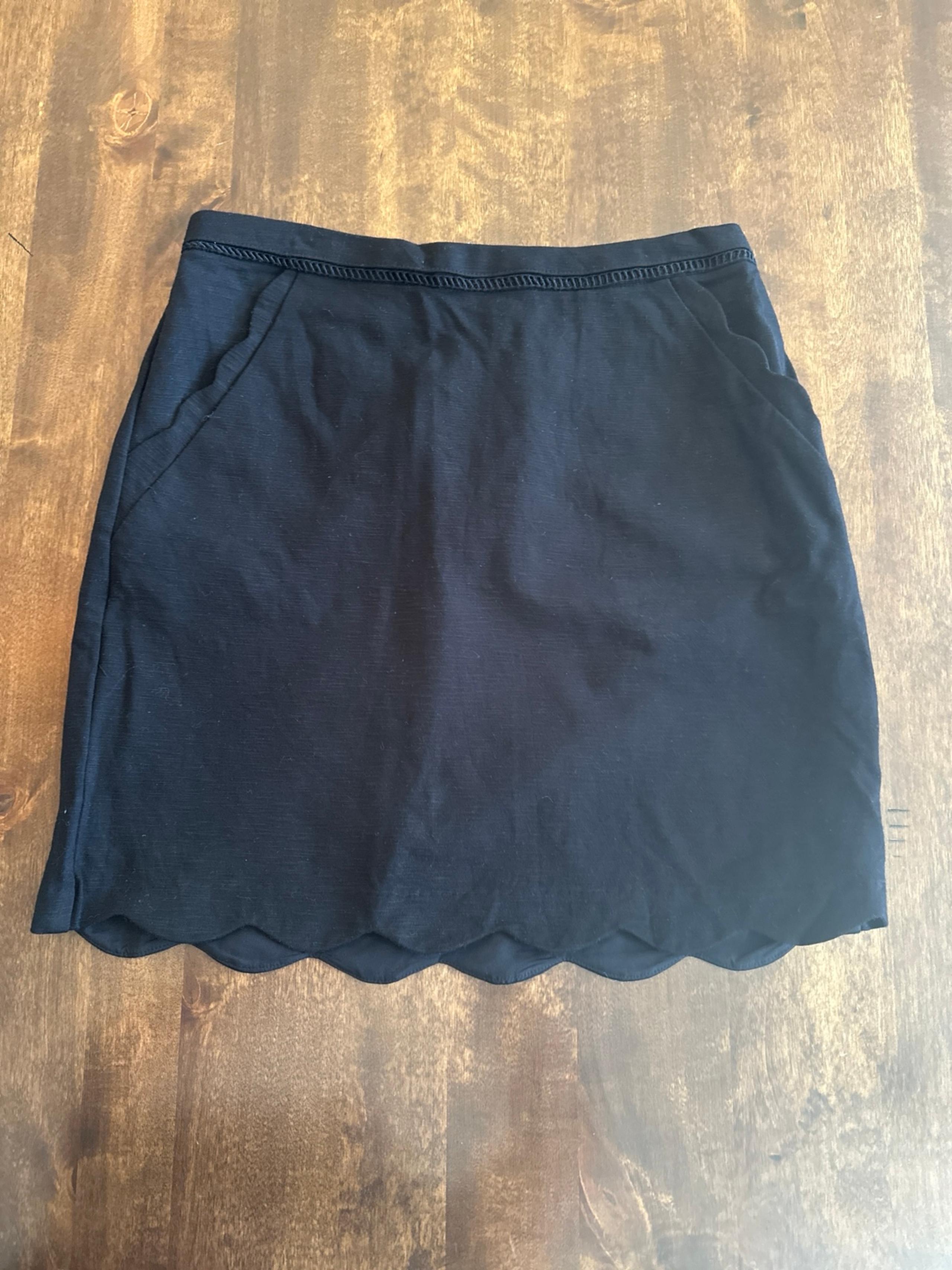 Skies Are Blue black miniskirt