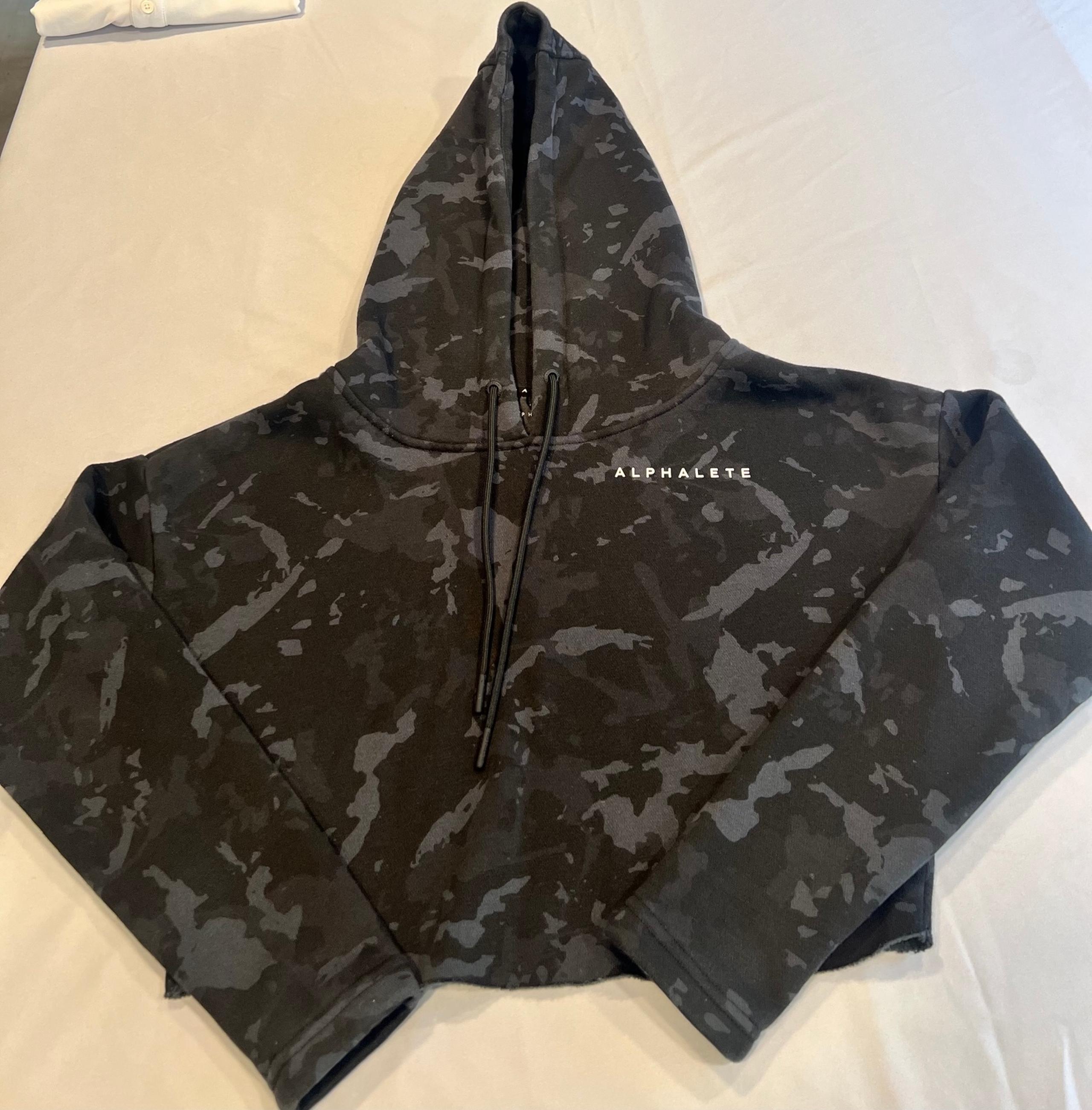 Alphalete camo cropped hoodie XS women