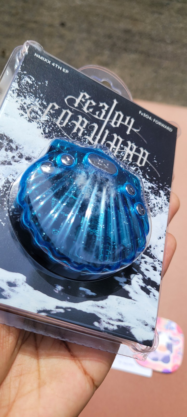 NMIXX Fe304: Forward Shell version lily