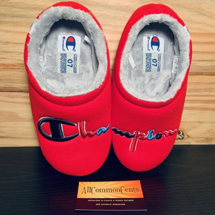New Champion Women's Cozy Slippers