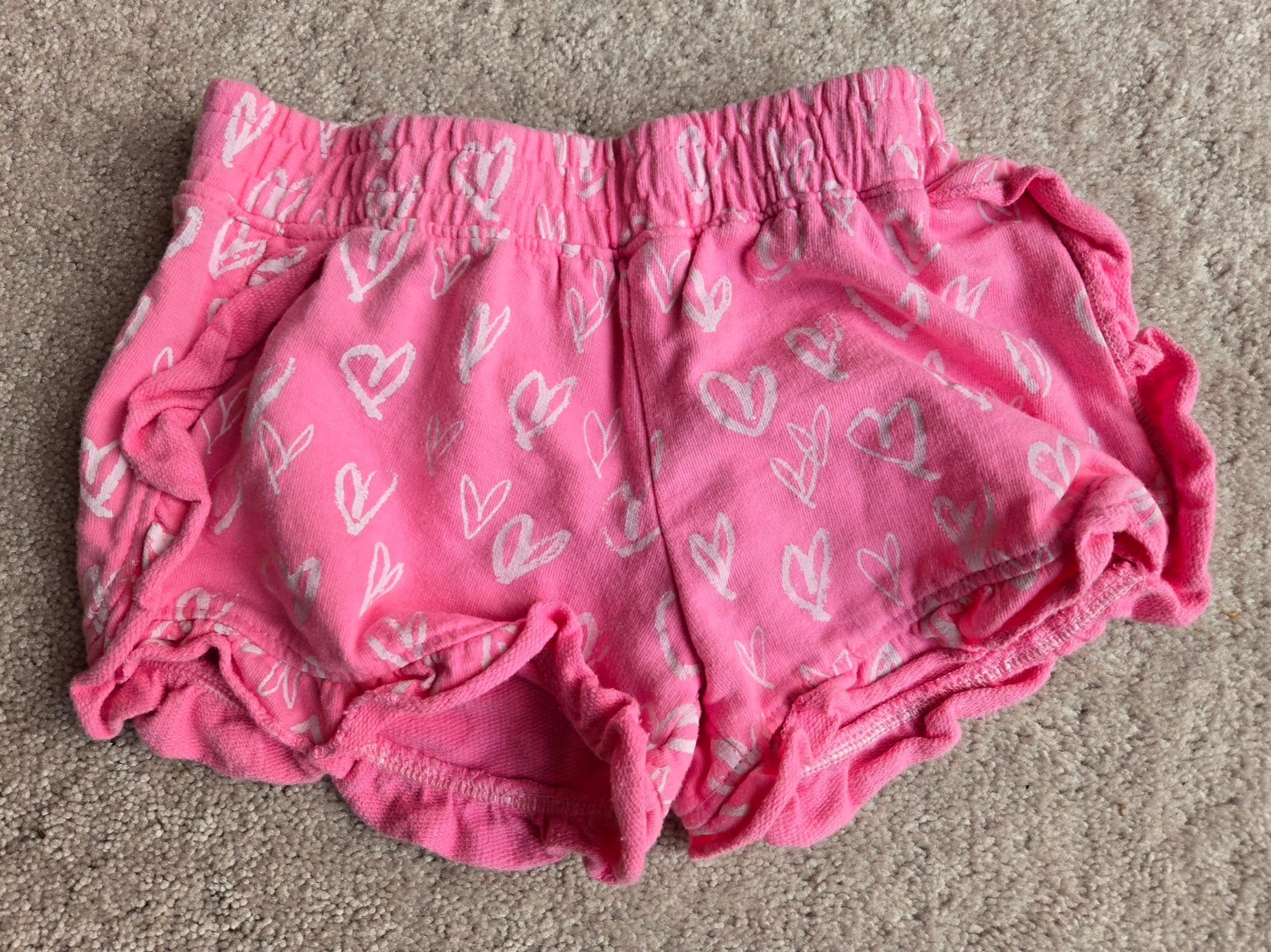 Toddler Girls Terry shorts size 5 pink with hearts ruffle trim details