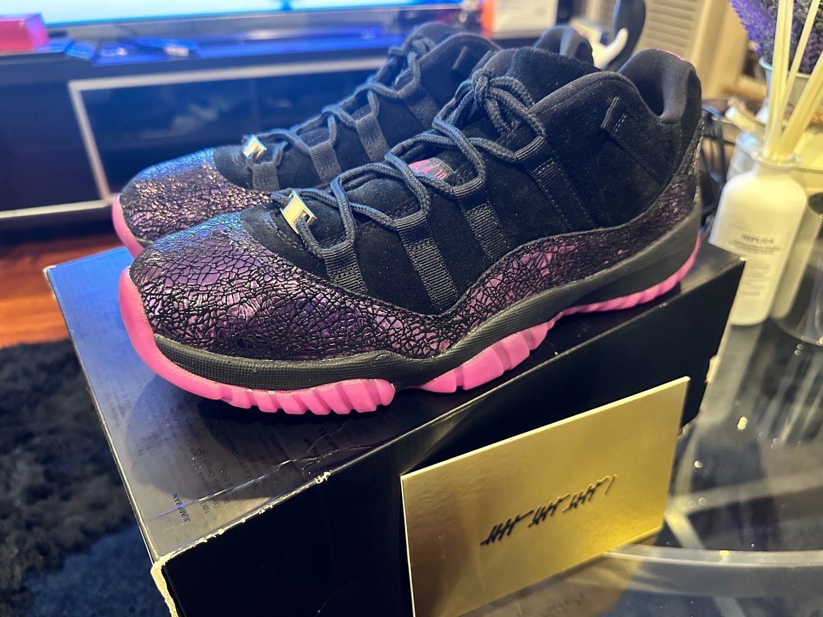 Air Jordan 11 Retro Low Think 16 Rook to Queen Size 11 Women