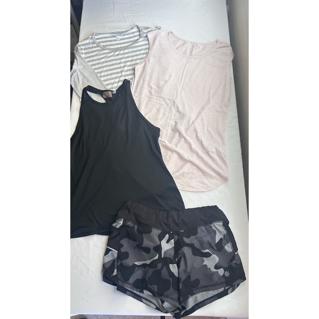 4 Lot Athleta Womens Black Camo Shorts Lining Small With 3 Athleta Tops Small