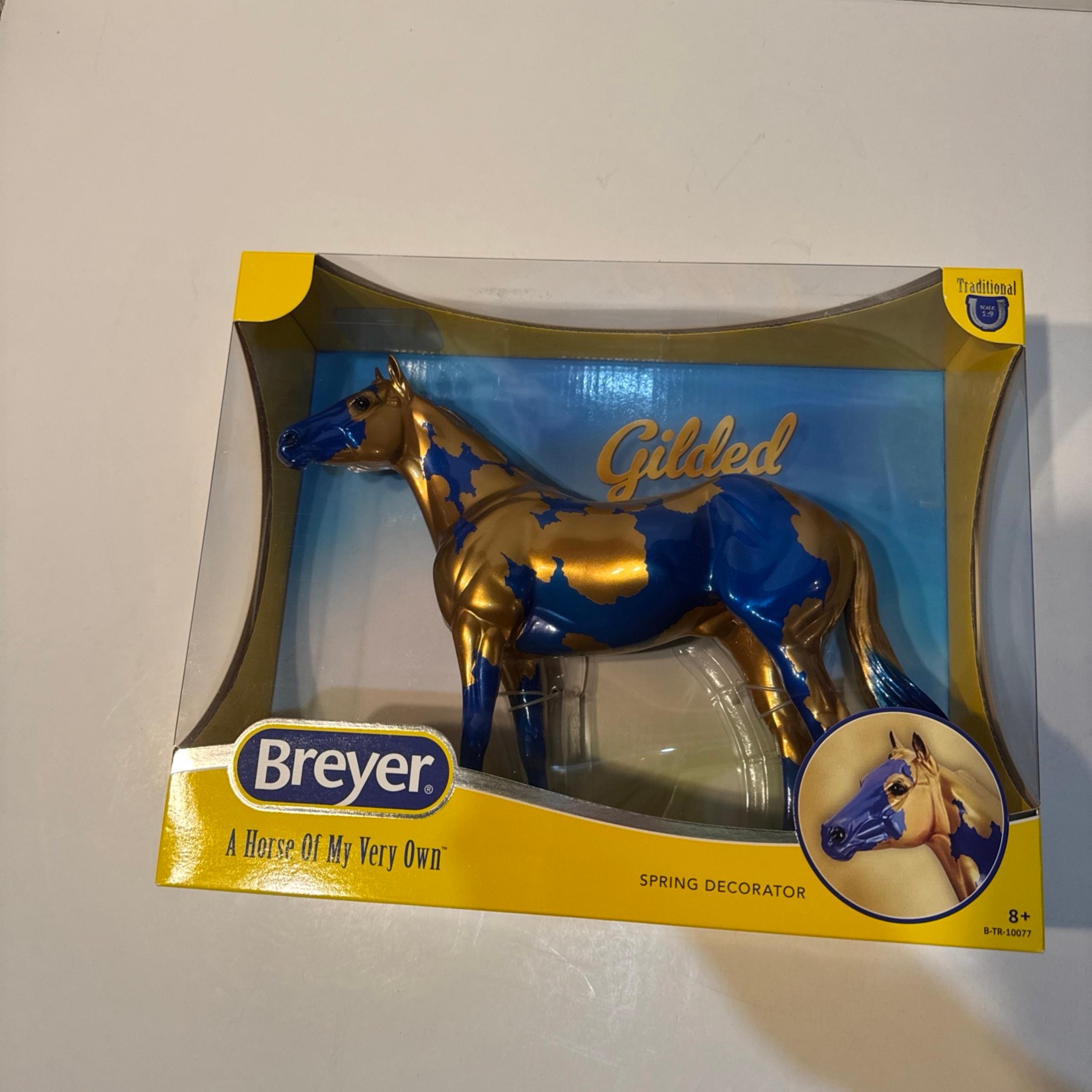 Breyer horse #10077 Traditional Gilded Spring Decorator new in box