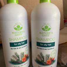 Nature’s Gate XL size Tea Tree & Sea Buckwheat Shampoo 32 oz 2 bottles New