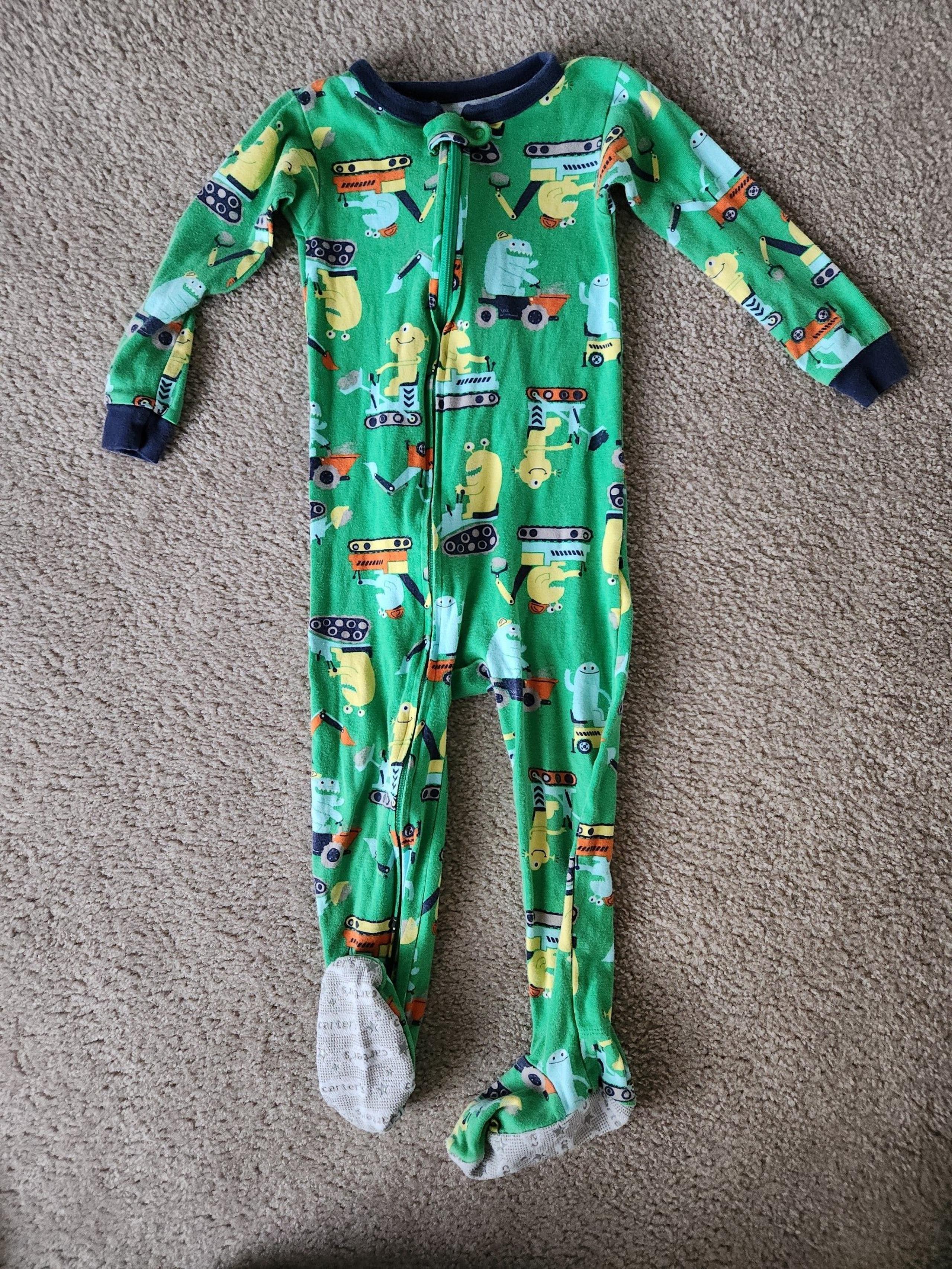 Carter's 3T snug fit pajamas