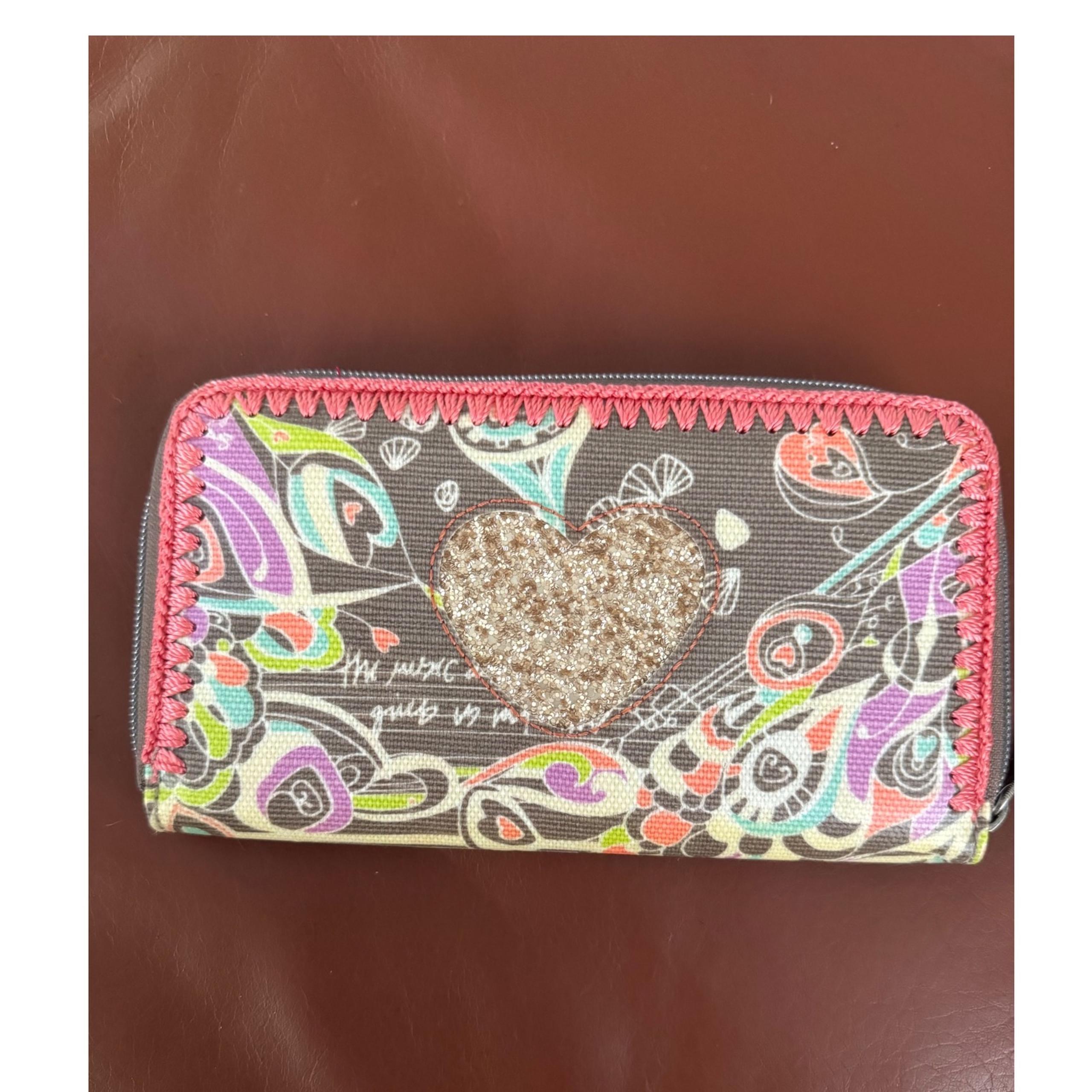 SAKROOTS Songbird LRG Zip WALLET  Brown Coated Canvas Glitter Heart Peace