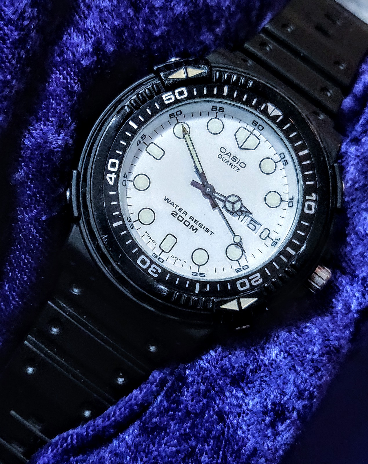 Casio Vintage Diver MRD201W Diver Luminous Dial Men's Watch