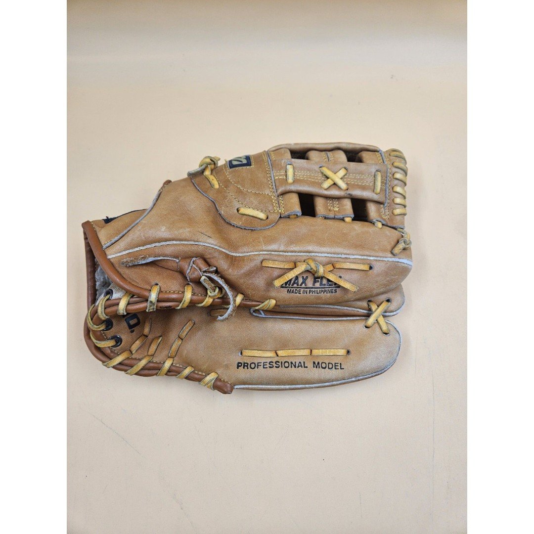 Mizuno MZ 1310T Baseball/Softball Glove RHT Pro Model Max Flex Leather EUC