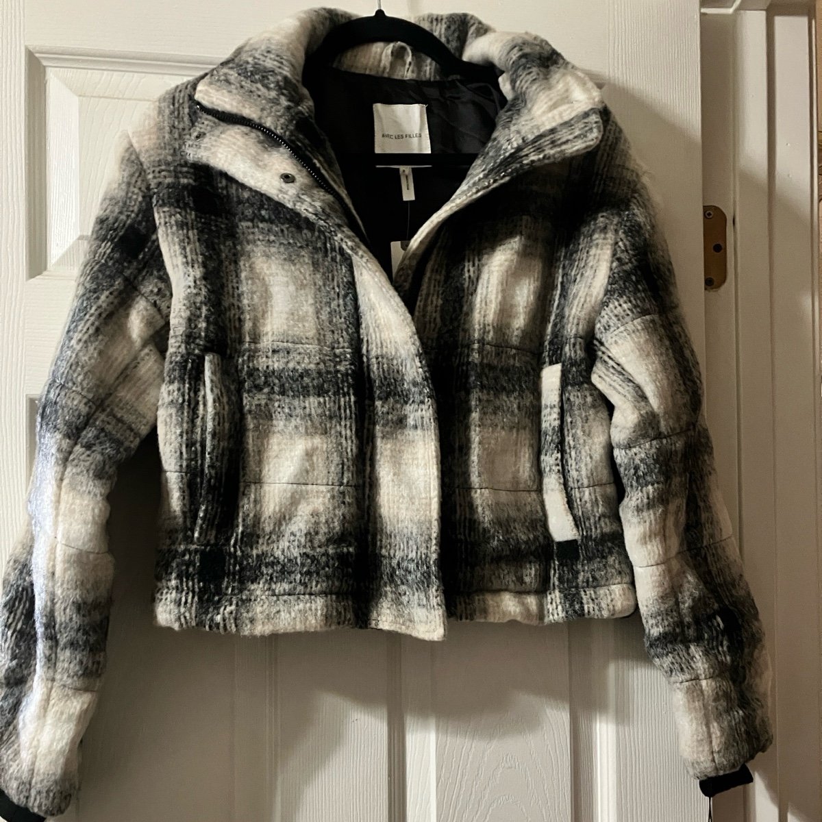 Warm Women’s Jacket - Size Small NWT