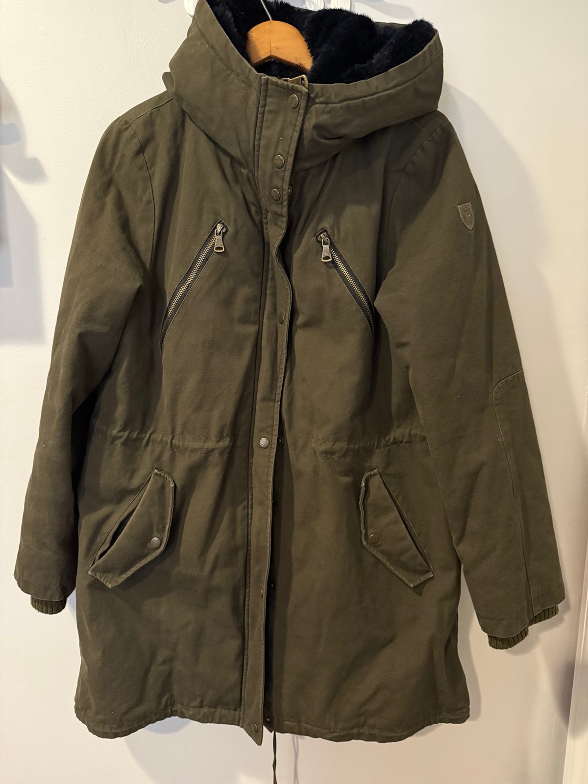 Vince Camuto Olive Contrast Black Faux Fur Trimmed Hooded Parka Women's Size L