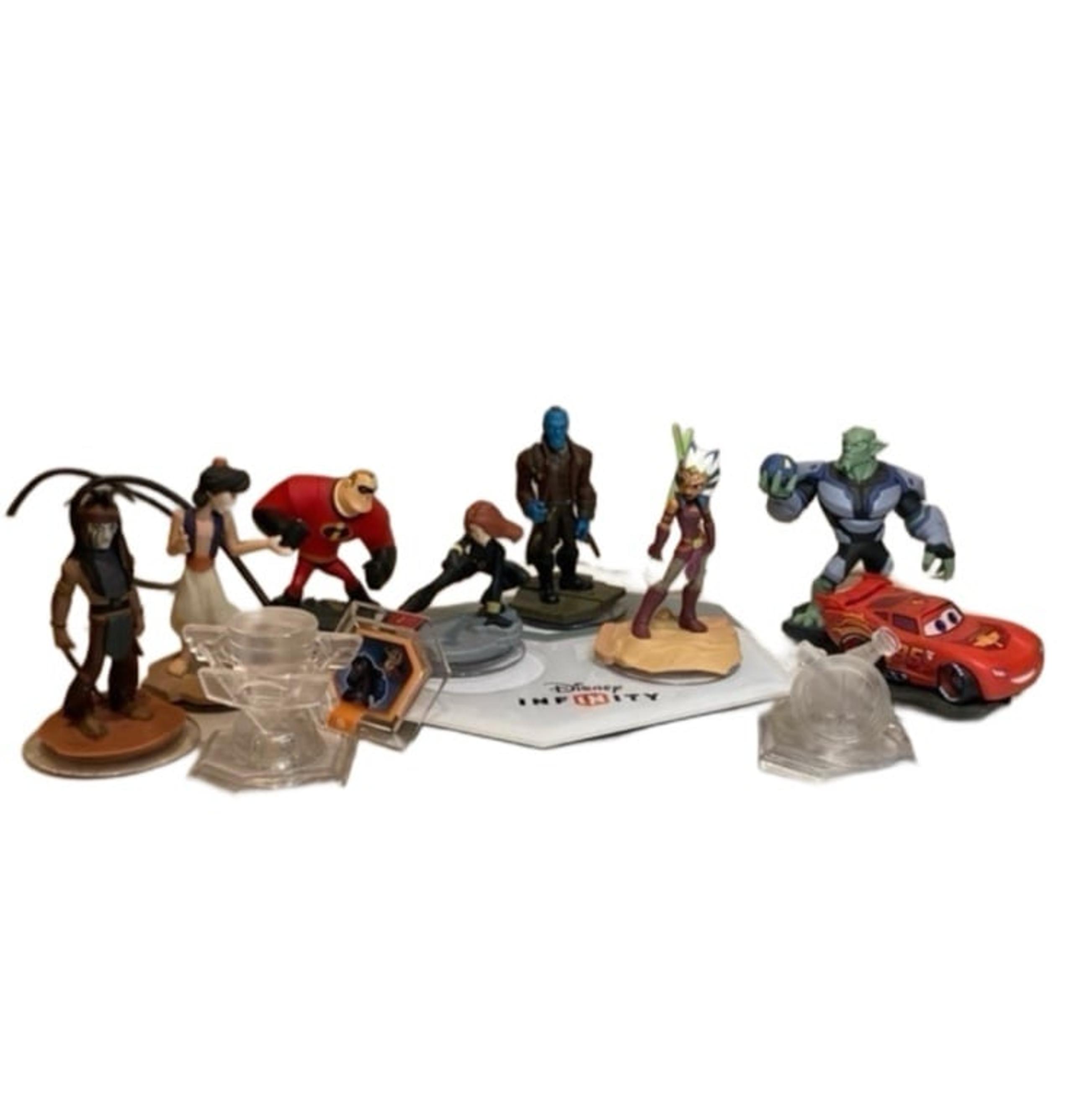 Wii Disney Infinity Portal Base ,plate and 10 figures