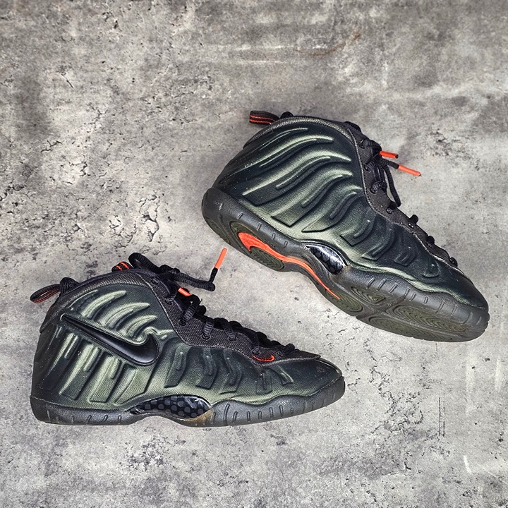 Size 2.5Y - Nike Air Foamposite Pro Sequoia