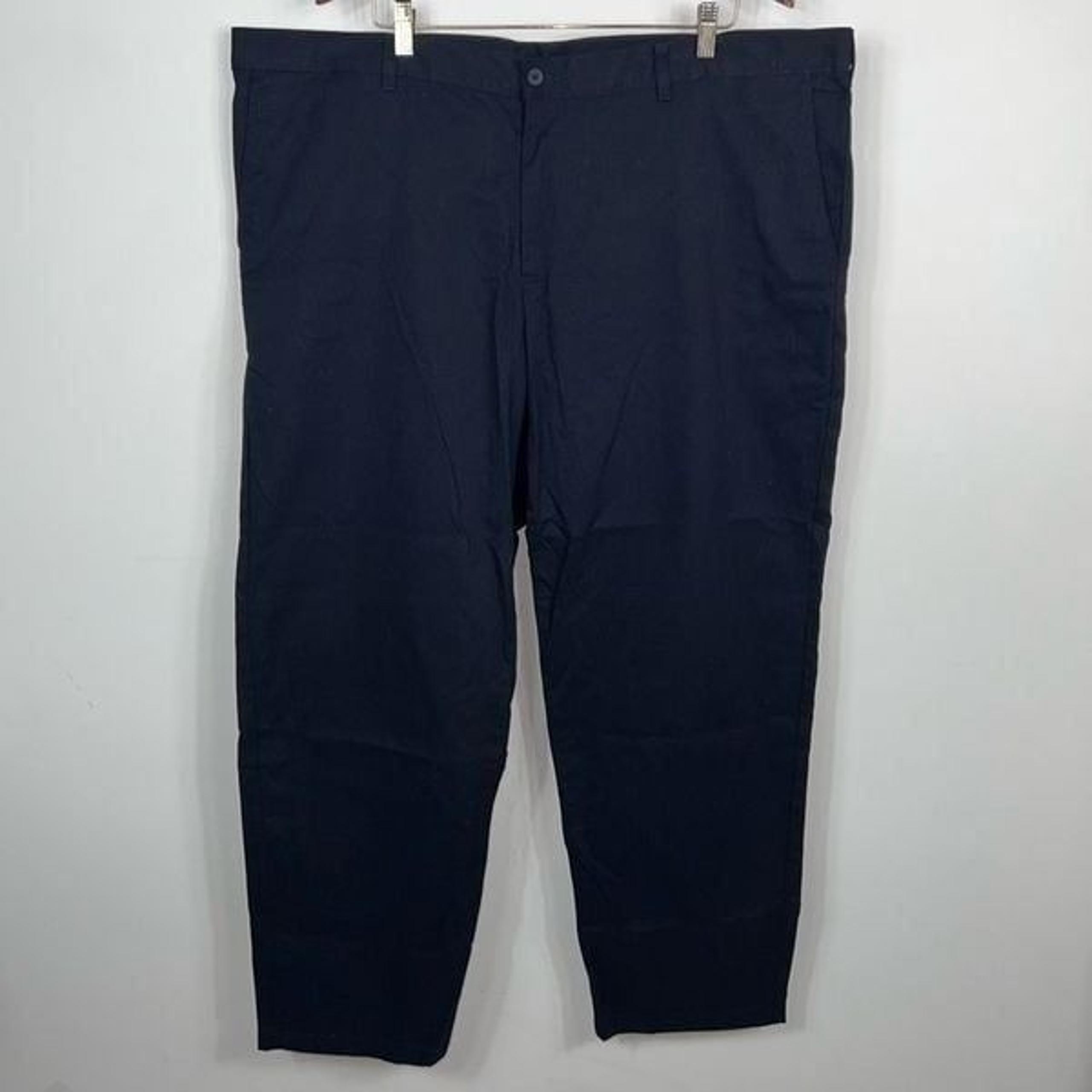 George Mens Chinos in Black