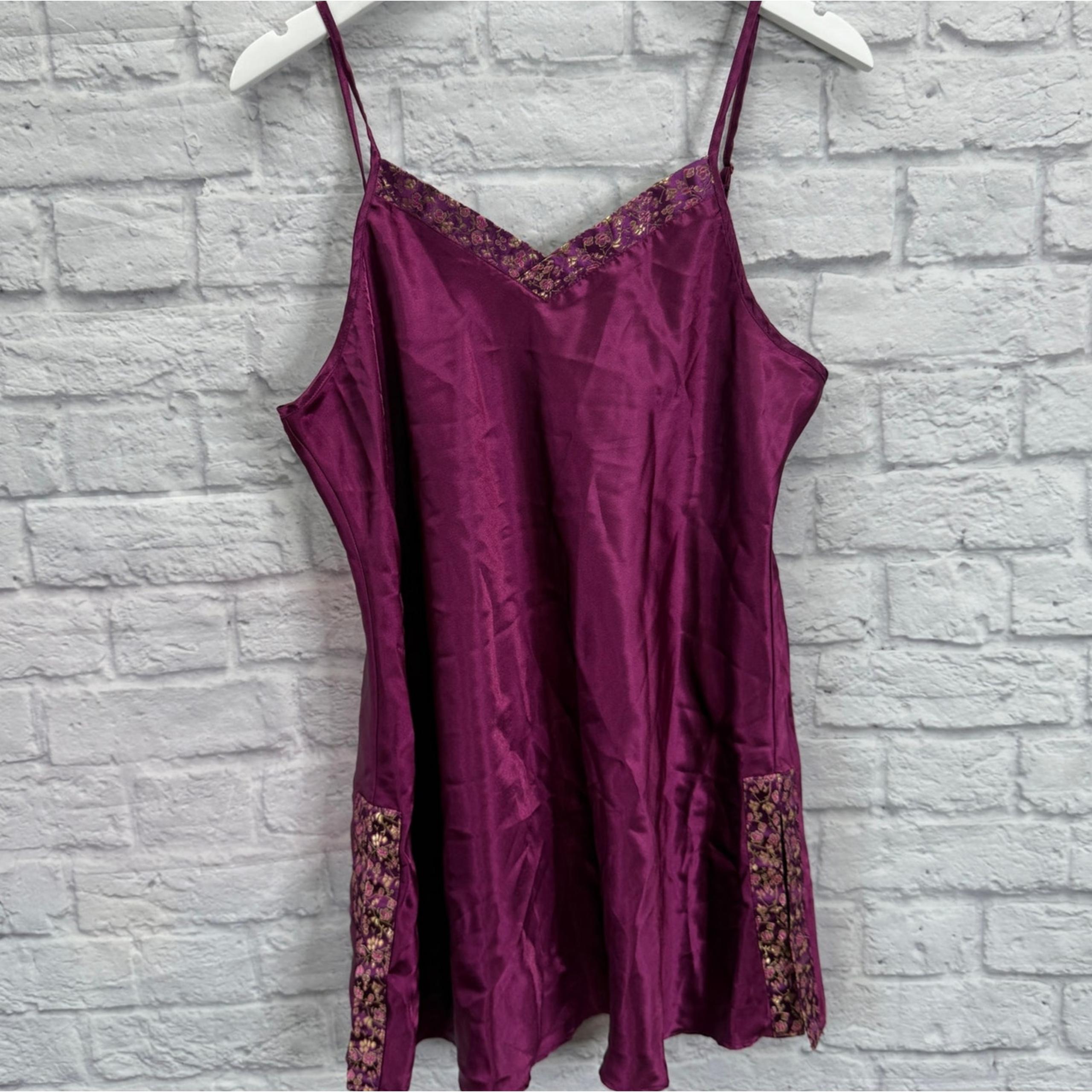 Vintage Delta Burke Nightgown Nightie Purple Size 1X Silky Chemise