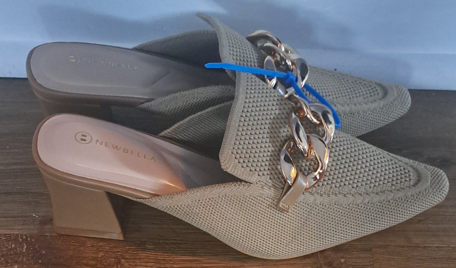 New Bella Women's Mousse Pale Apricot Pointy Shoes Size:8.5