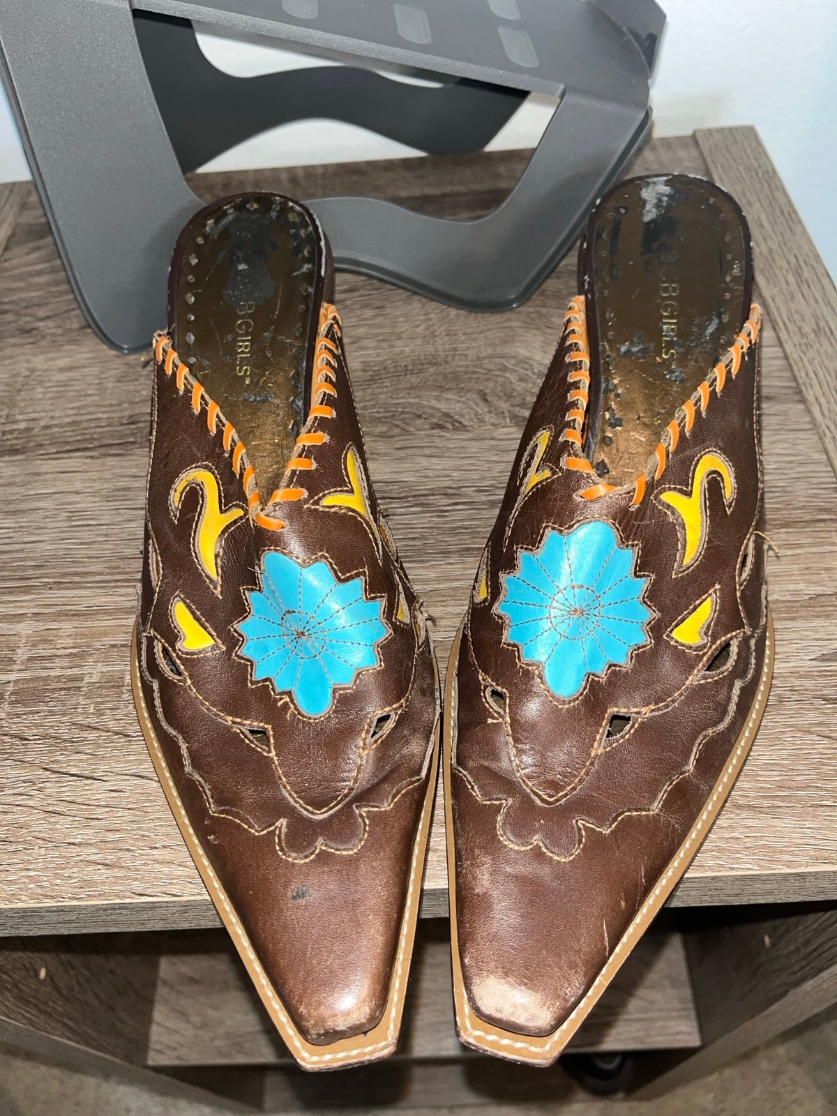 BCBGirls Western Shoes Brown Turquoise Boho Chic Cowboy Boots Slip-On Mules Sz 9