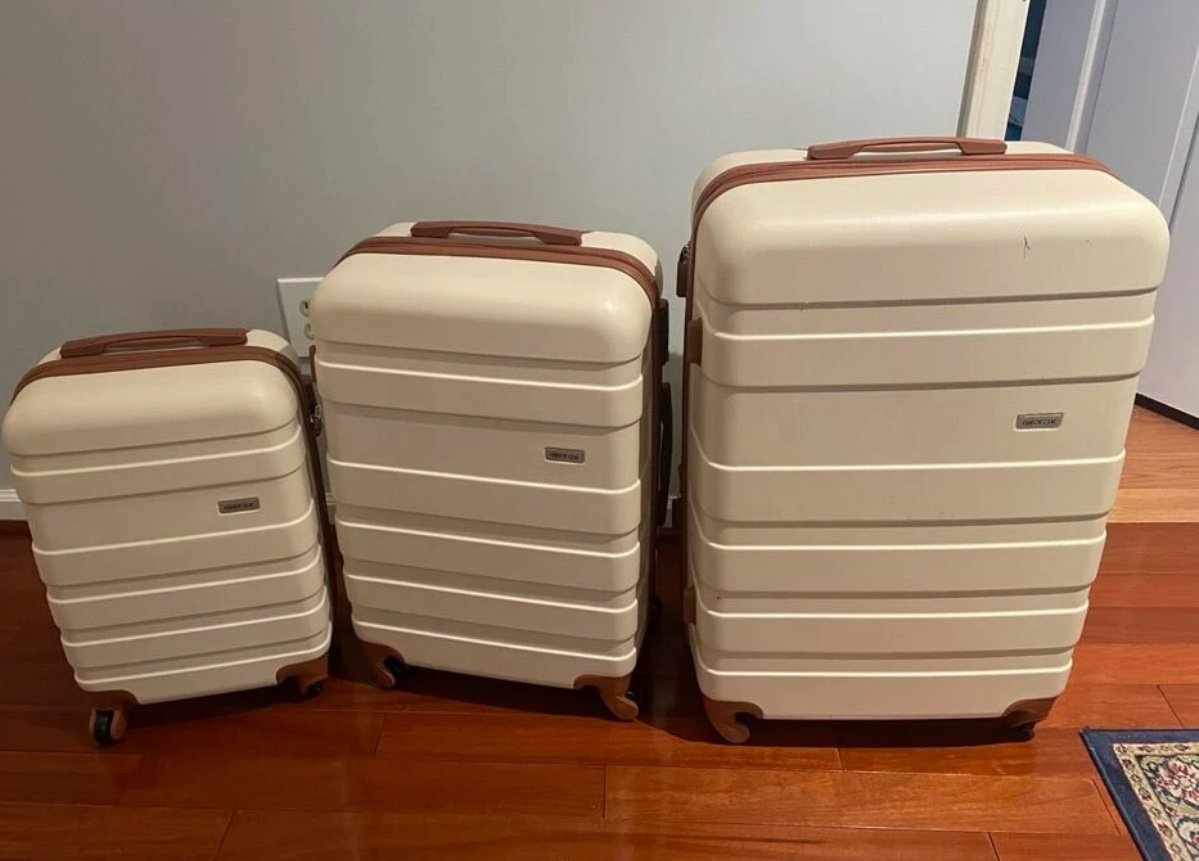 luggage set