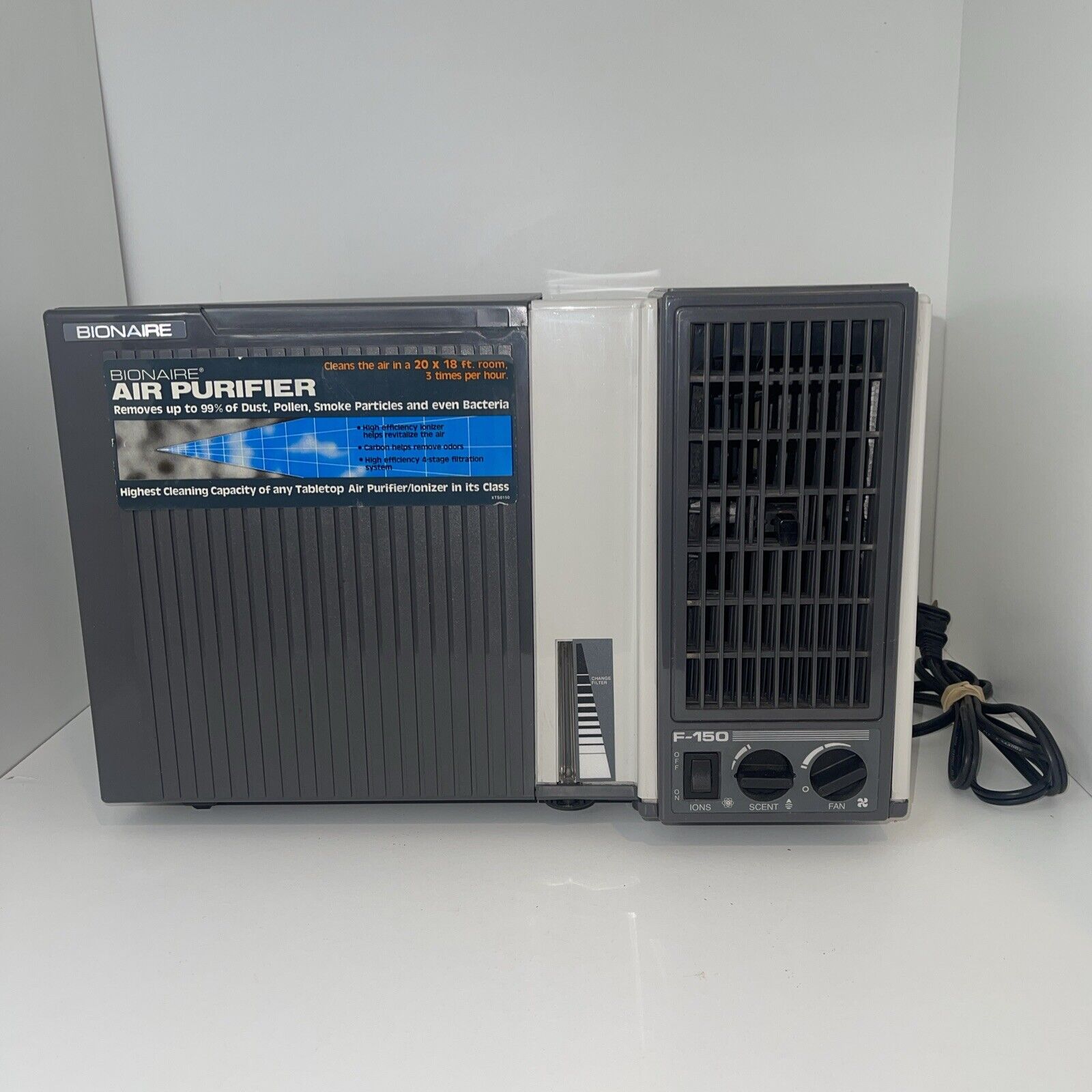 Bionaire Air Purifier Ionizer Model F-150 Tabletop or Wall Mount WORKS