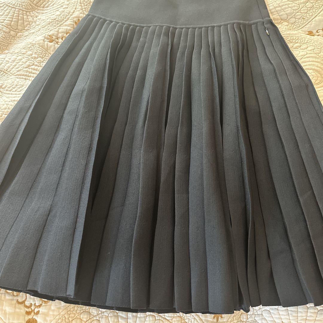 Foxey 40 L Black Knee-Length Pleated Skirt, School Events