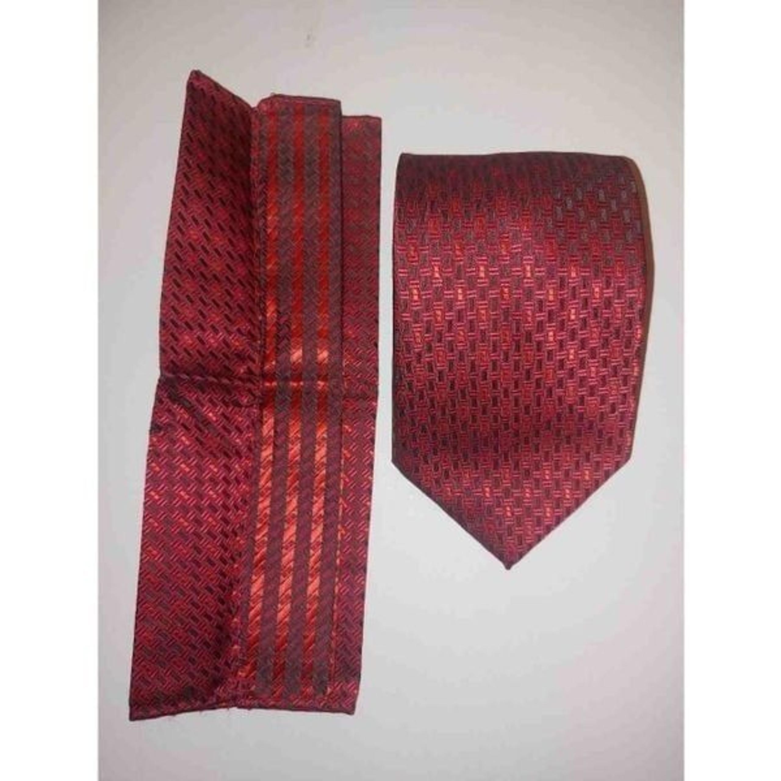 Vesuvio Napoli VINTAGE Men's Red/Black Handkerchief & Tie Set.