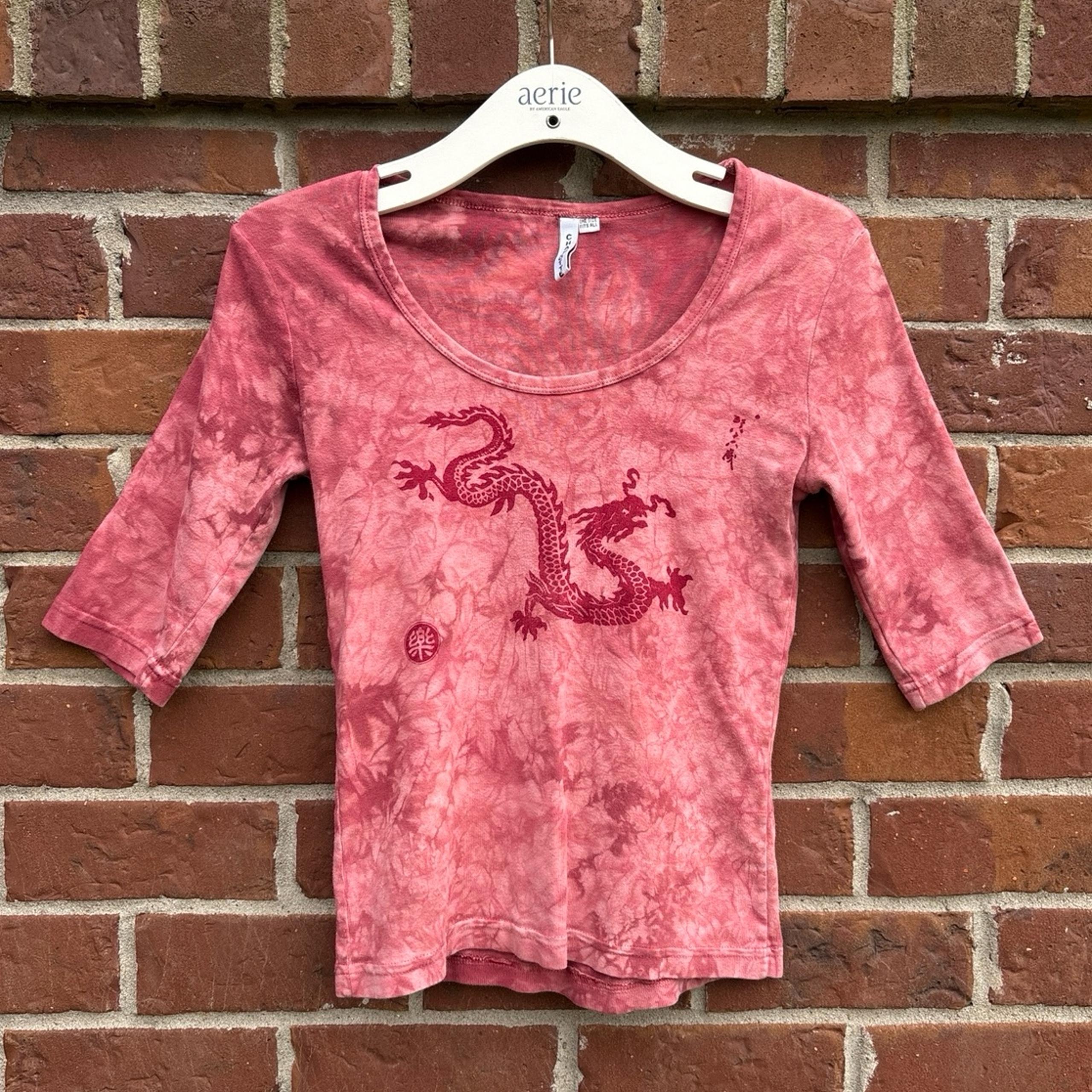 Red Tie Dye Fitted Graphic Tee with 3/4 Sleeves