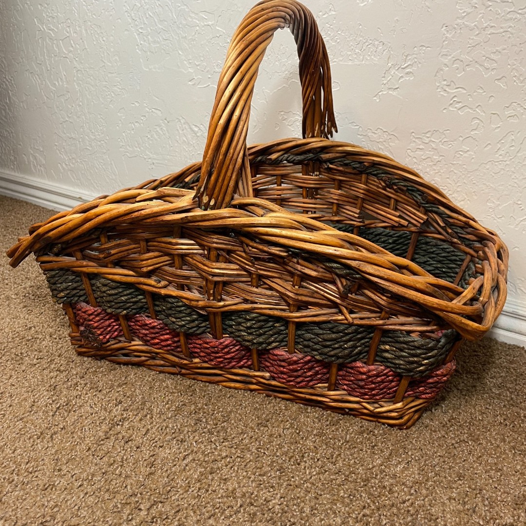 Large Multicolor Wicker/Woven/Twig/Willow Basket Top Handle Forage Decor Rustic