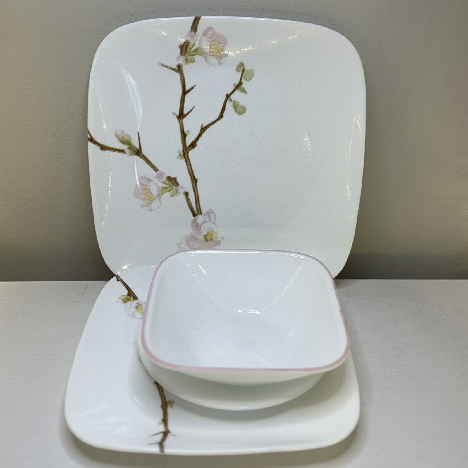 Corelle Cherry Blossom Full Dinner Service Set Of 8 NIB Discontinued