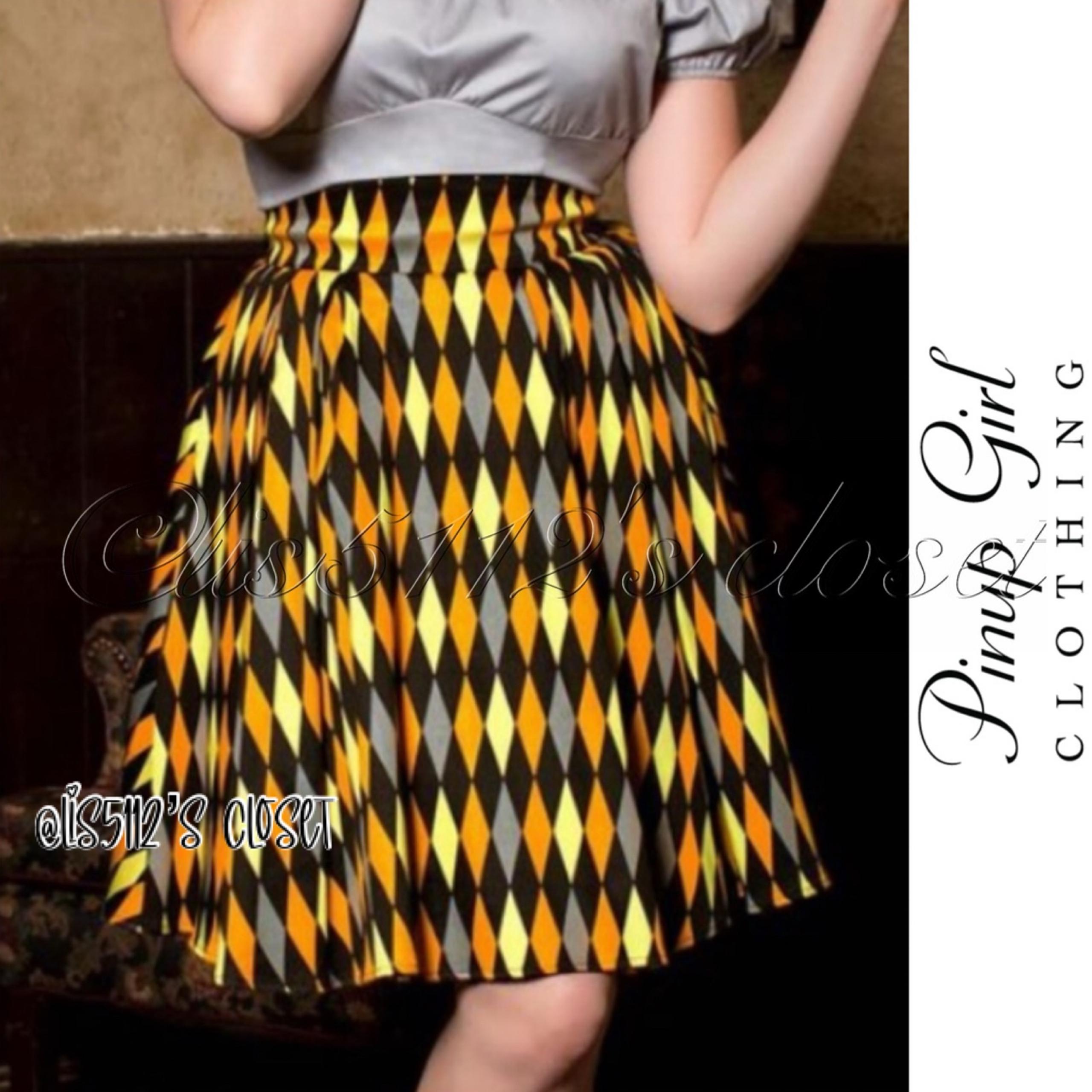 Pinup Couture PUG Little Jun Swing Skirt Yellow House Harlequin HP Hufflepuff 3X