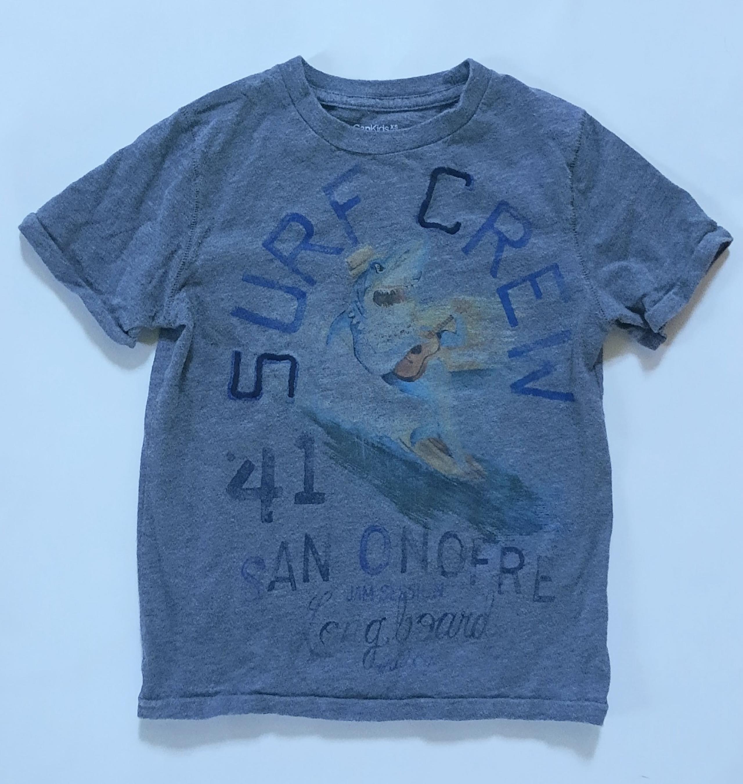 Gap Boy's Gray Surfer Shark T-Shirt Size XS 4-5
