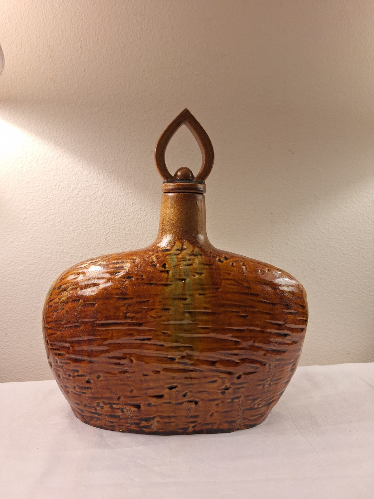 Beautiful Large Decorative Porcelain Yellow Glazed Vase / Bottle with Lid