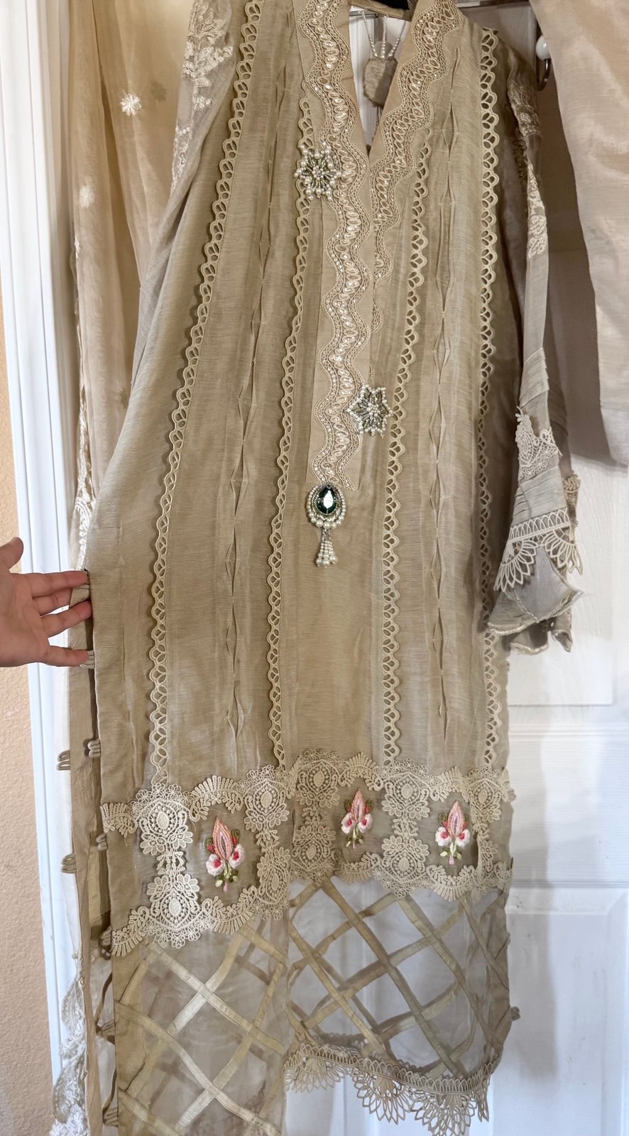 Pakistani Indian shalwaar kameez