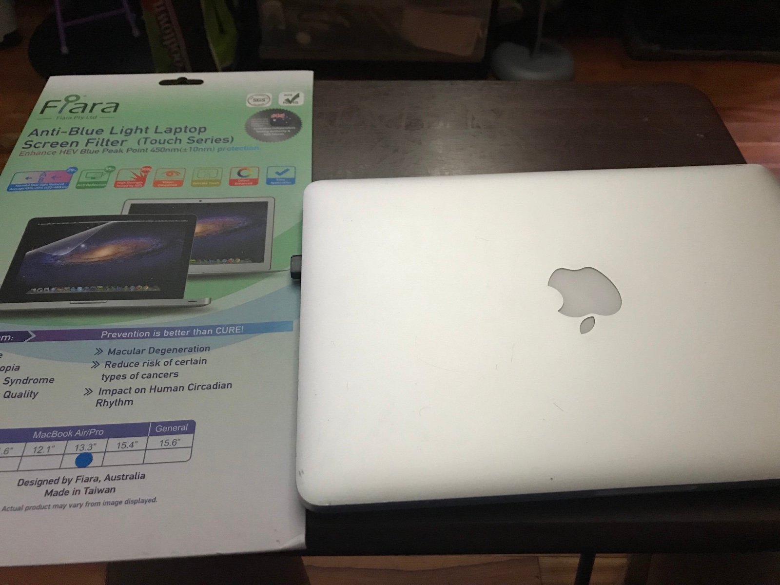 2015 MacBook Pro 13 in Retina display READ DESC