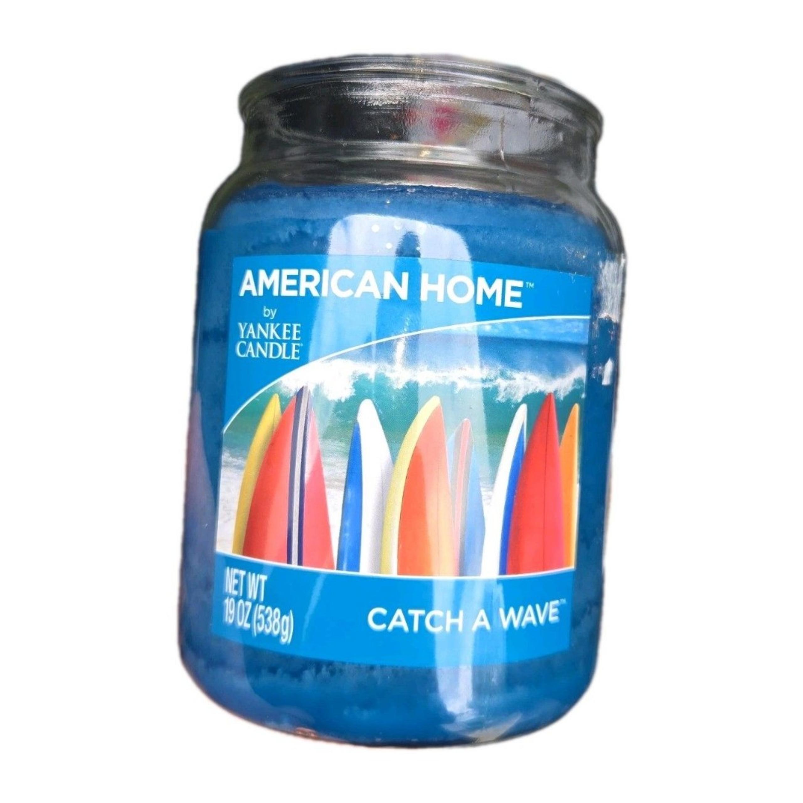 1 American Home By Yankee Candle 19 Oz Catch A Wave Single Wick Glass Candle